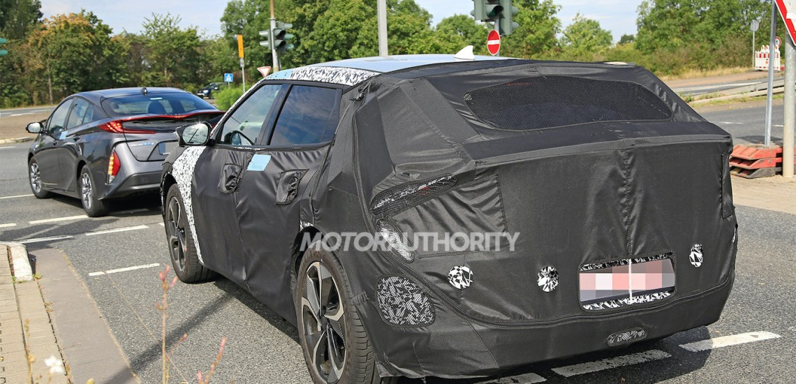 Шпионские снимки Kia Electric Hatch 2022 года Kia Zone