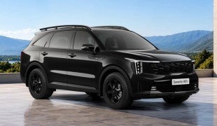 Kia Sorento: гибрид экономичнее дизеля — раскрыты официальные данные о расходе топлива