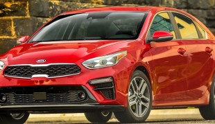 Заряженный Kia Forte5 SX 2019 года